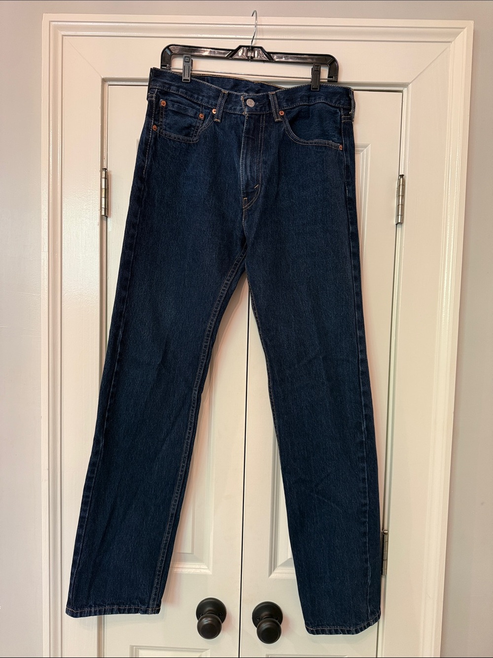 Levi's 505 Men’s Jeans 33”w x 34”L Dark Blue Straight Leg